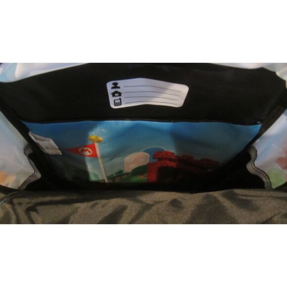 NEW IN PACKING SUPER MARIO 4 PIECE BACKPACK. LUNCH BOX, PENCIL CASE,& LANYARD - Picture 5 of 5